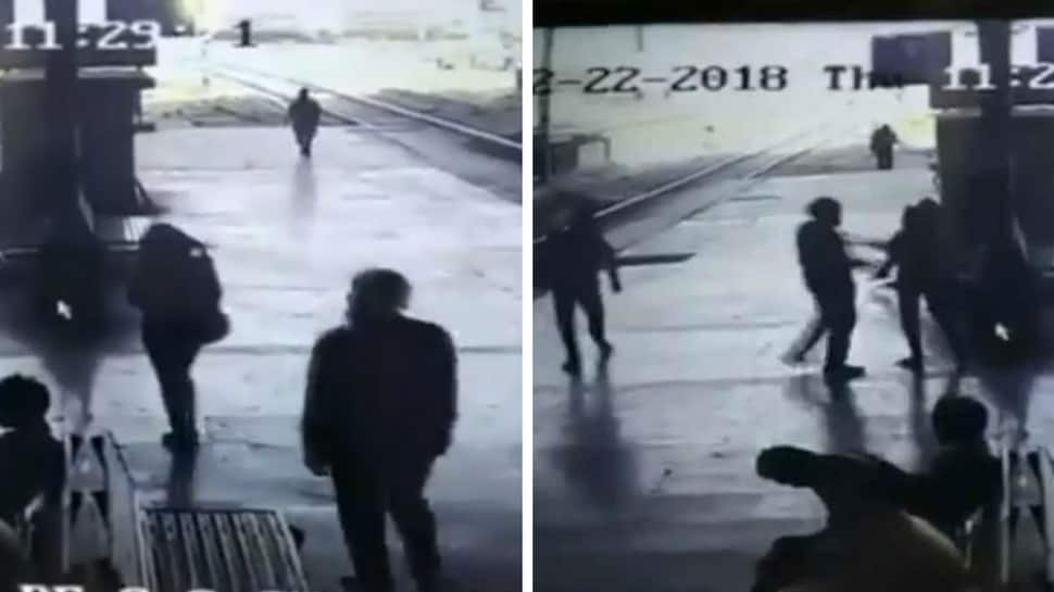 Caught on camera: Man tries to forcibly kiss girl at a Navi Mumbai railway station