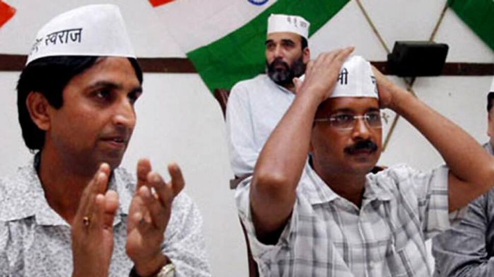 Office of profit: AAP MLAs withdraw earlier plea against Election Commission