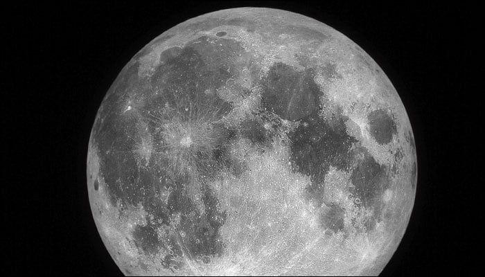 Moon&#039;s water may be widely distributed across its surface, says study