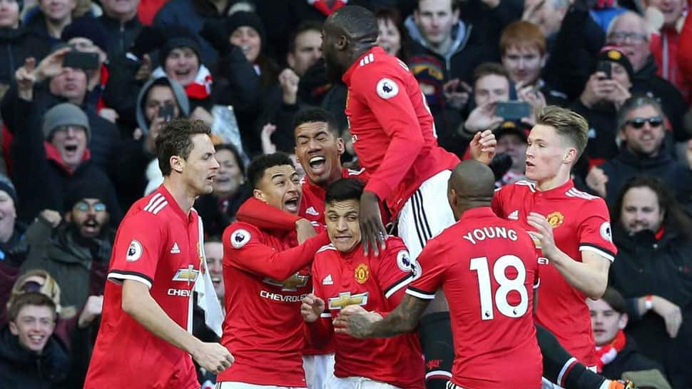 Premier League: Lukaku inspires Man Utd fightback to beat Chelsea