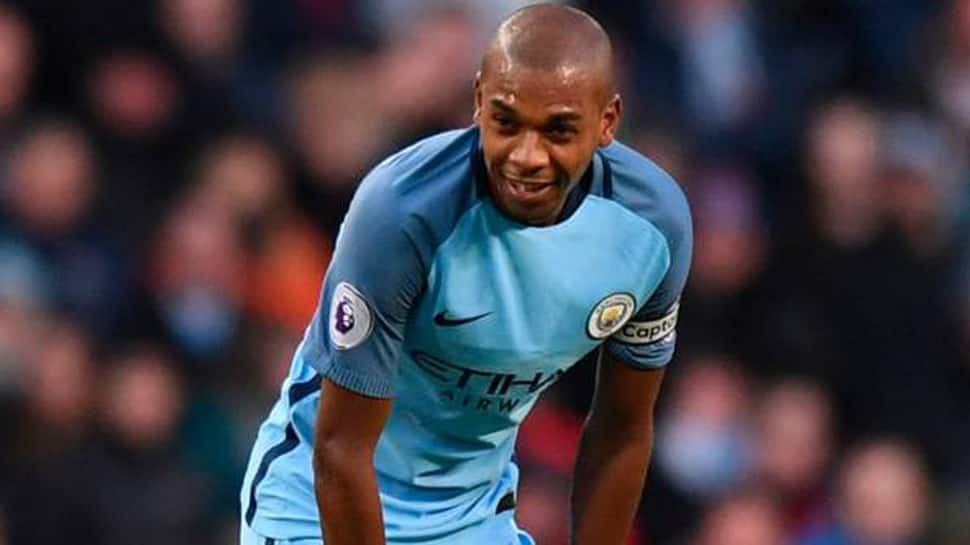 Manchester City&#039;s Fernandinho out of Arsenal clash