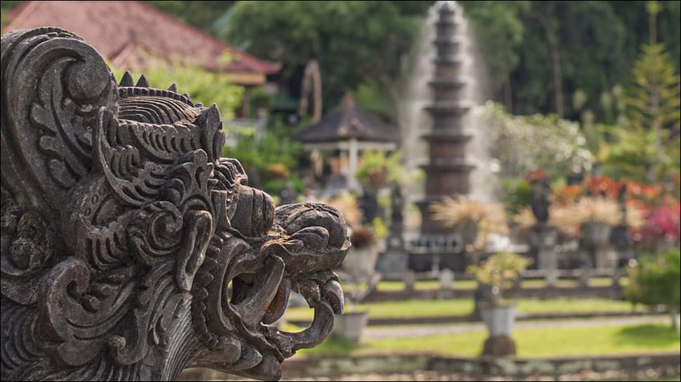 Indonesia eyeing 7 lakh tourists from India in 2018