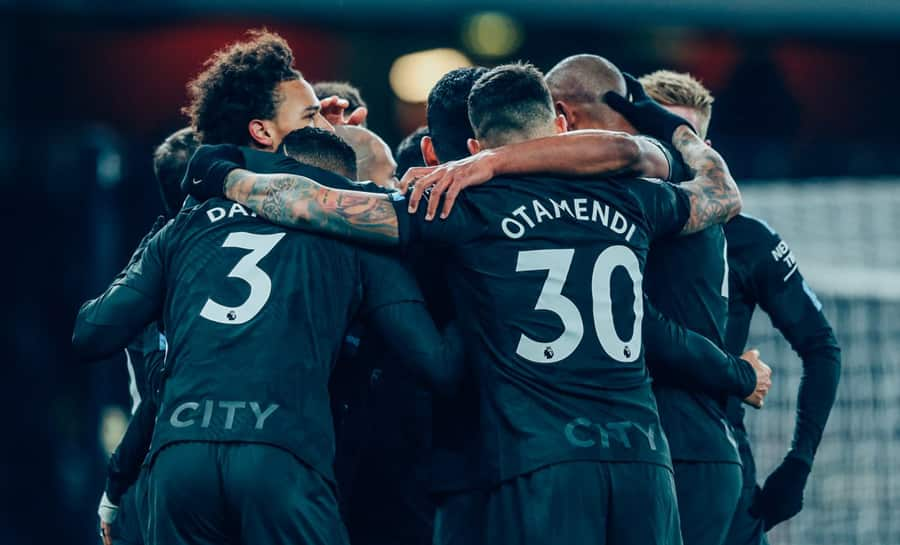 Sparkling Manchester City thump Arsenal 3-0 to close in on Premier League title 