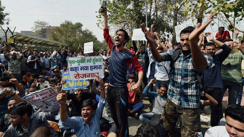 SSC aspirants go bald to protest against exam paper leak in Delhi