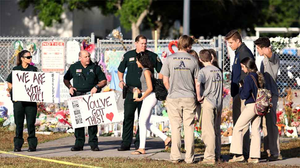 Florida lawmakers pass gun-school safety bill three weeks after massacre