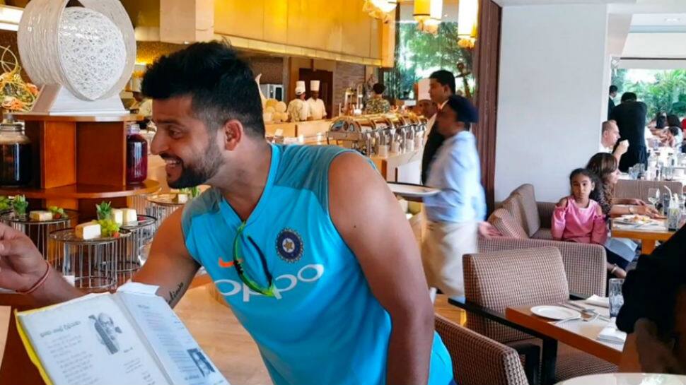 Watch: Suresh Raina crooning &#039;yeh shaam mastani&#039; to great delight of fans