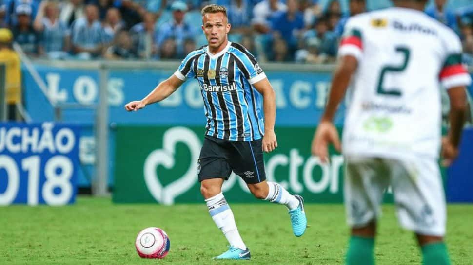 La Liga: Barcelona agree option to buy Brazilian star Arthur