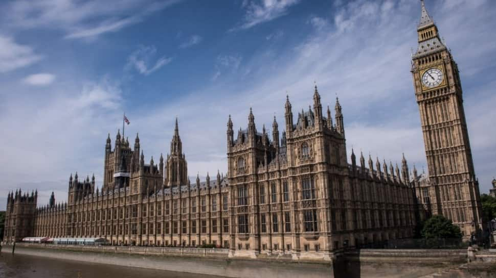 Suspicious &#039;white powder&#039; sent to UK Parliament building; 2 hospitalised