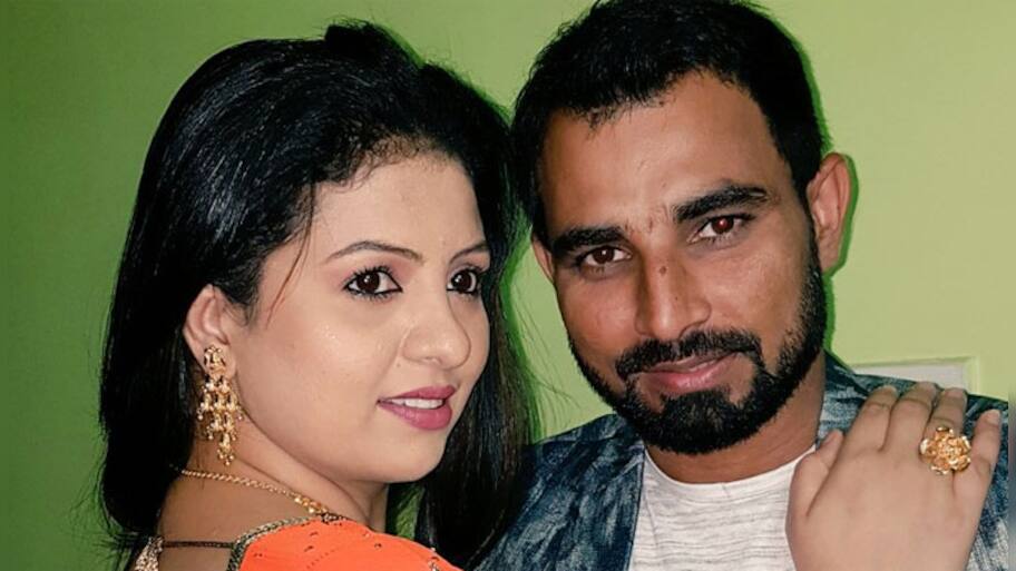 The Mohammed Shami case: Pakistani 'friend' Alishba finally breaks ...