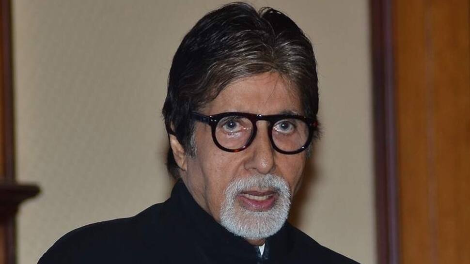 Amitabh Bachchan gives A-Capella twist to &#039;Sar jo tera chakraaye&#039;