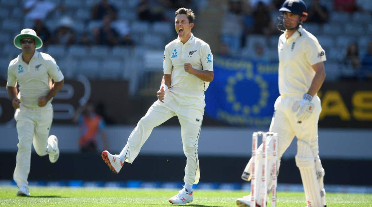 Trent Boult, Tim Southee combine to fold England at 58 in pink ball Test