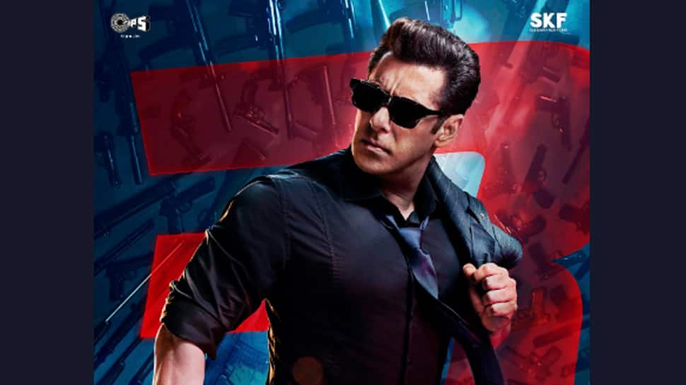 Salman Khan introduces Daisy Shah as &#039;Sizzling Sanjana&#039; from Race 3 — First look poster 