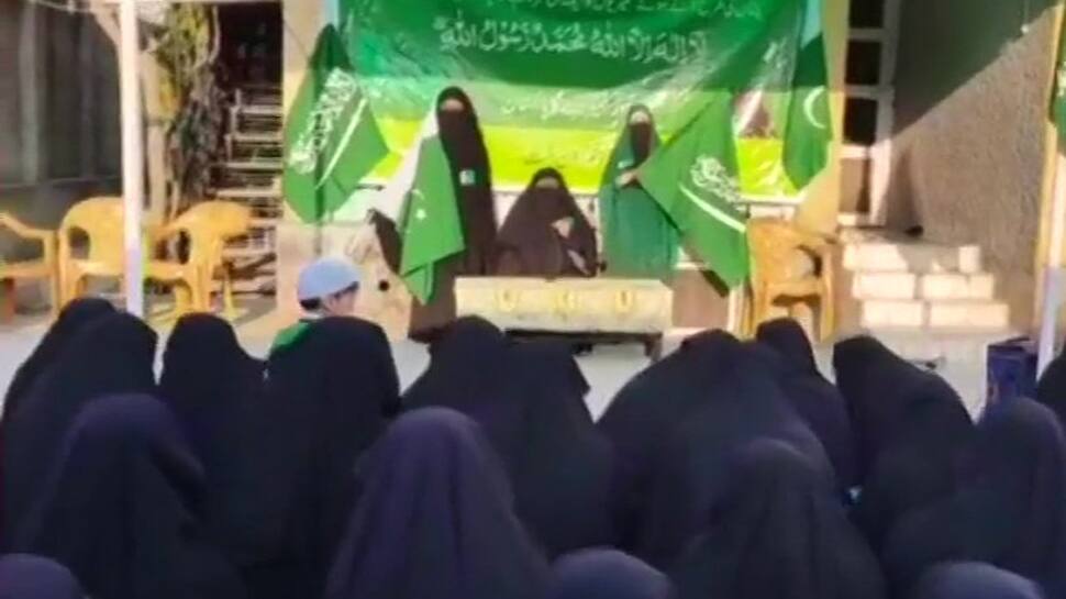 Separatist Asiya Andrabi celebrates Pakistan National Day in Srinagar