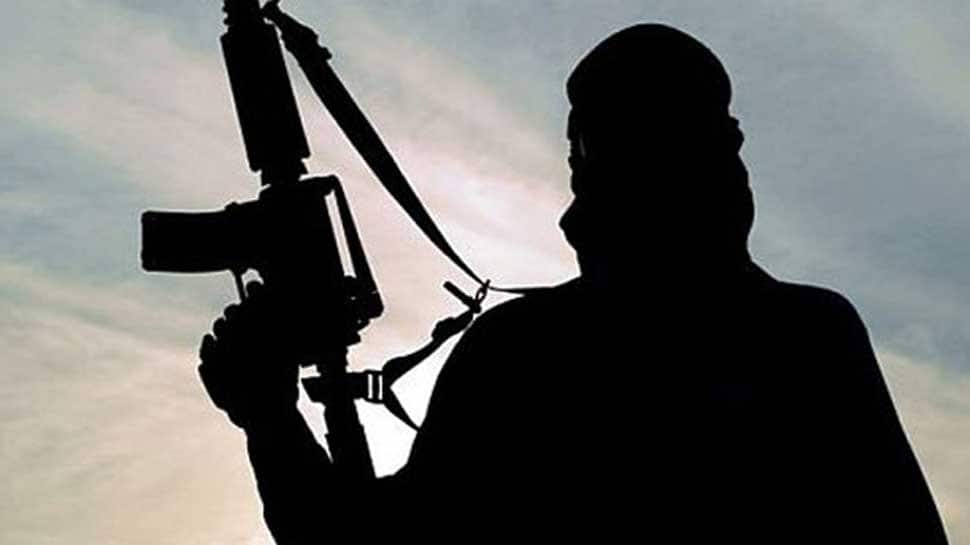 Terrorists attack Commanding Officer&#039;s Army cavalcade in J&amp;K&#039;s Shopian