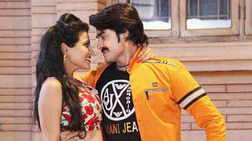 Bhojpuri actors Preeti Dhyani and Pradeep Pandey Chintu&#039;s picture goes viral– See Inside