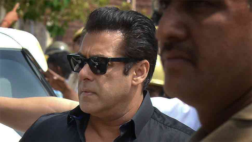 Court acquitted all 5 co-accused which implies that Salman Khan was out hunting alone: Lawyer