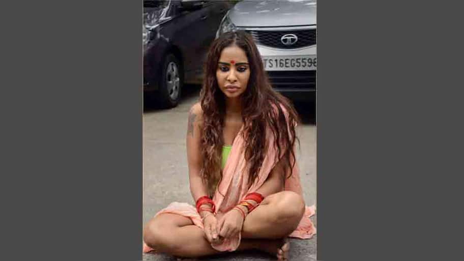 Telugu film body denies membership to actress Sri Reddy for stripping ...