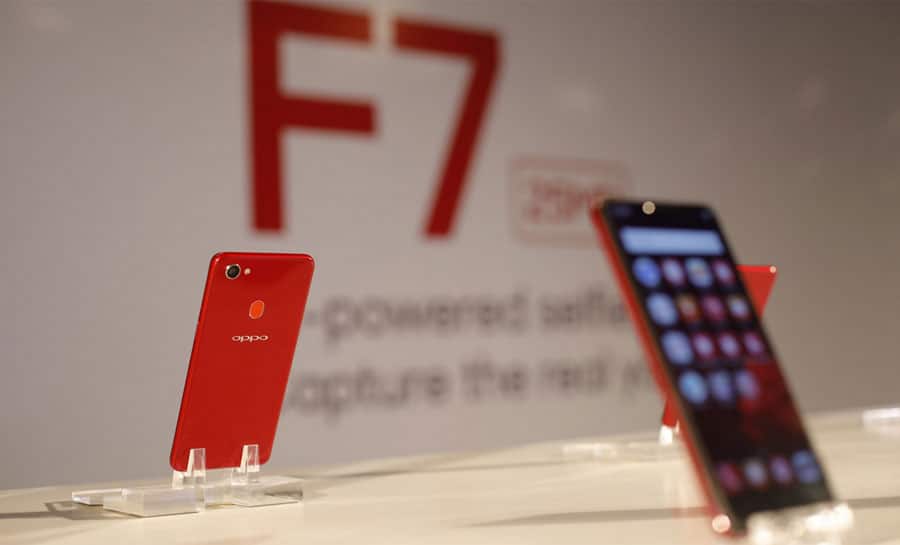 OPPO F7 review: Flaunt selfies, relish more screen space