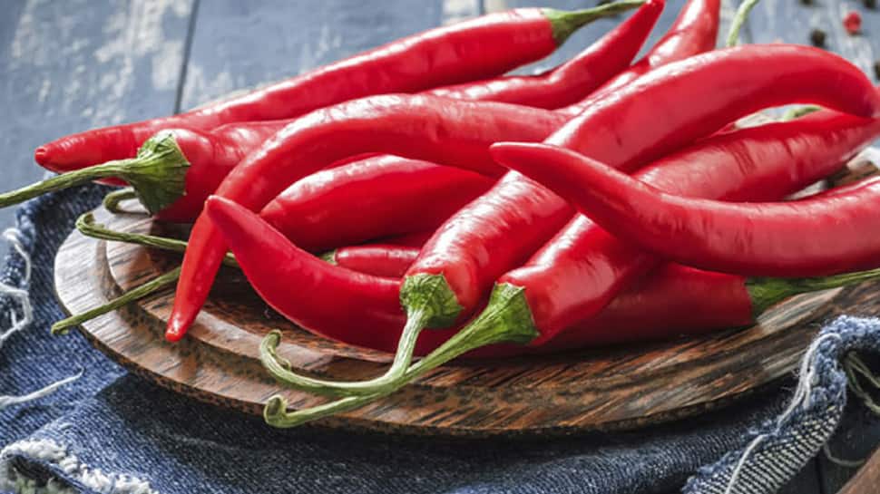 Worlds Hottest Chilli Pepper Gives Us Man Severe Thunderclap Headaches Health News 3768