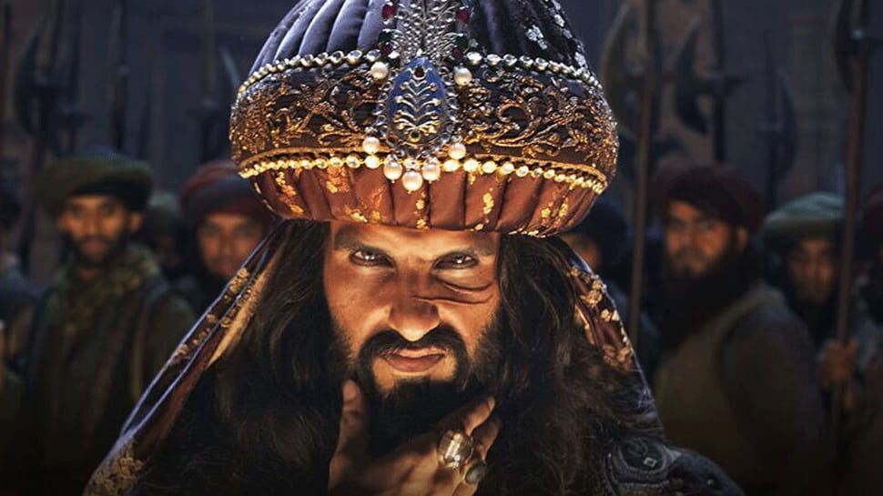 Padmaavat: How Ranveer Singh transformed into Alauddin Khilji - Watch