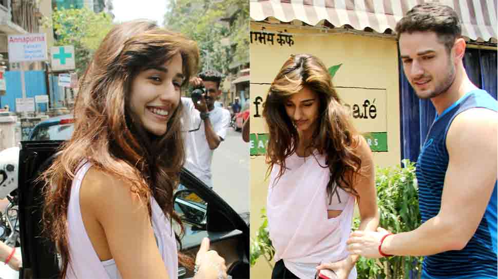 &#039;Baaghi 2&#039; actress Disha Patani spotted with a mystery man — Check photos