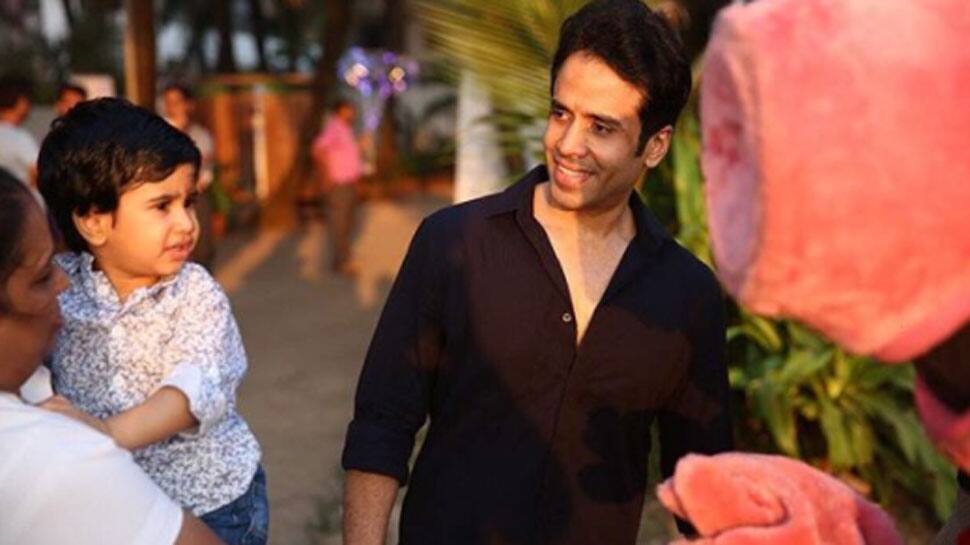 Tusshar Kapoor plans day according to Laksshya&#039;s time table