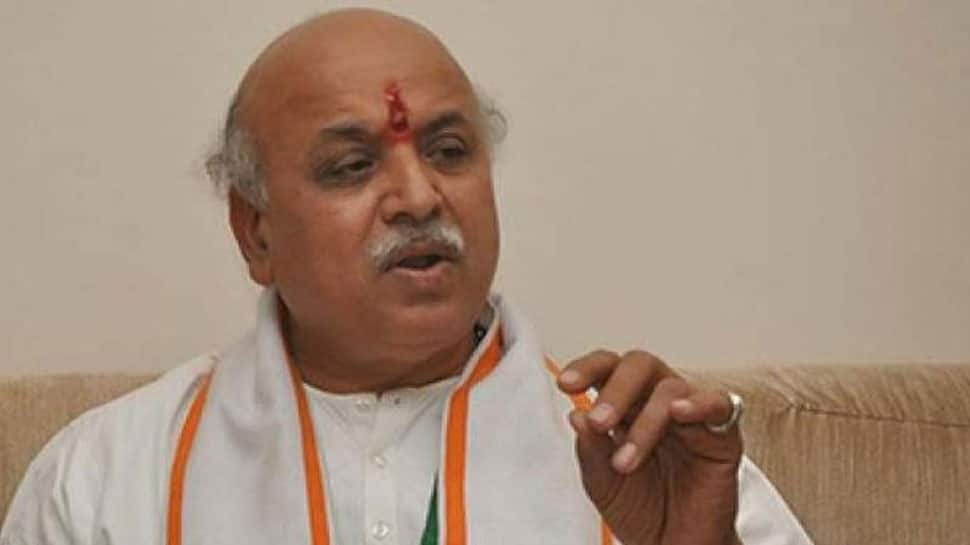 Pravin Togadia ends &#039;indefinite fast&#039; in three days, to go on nationwide tour to revive &#039;Hindutva politics&#039;