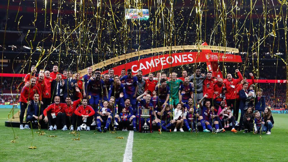 Barcelona hammer Sevilla to win 30th Copa del Rey