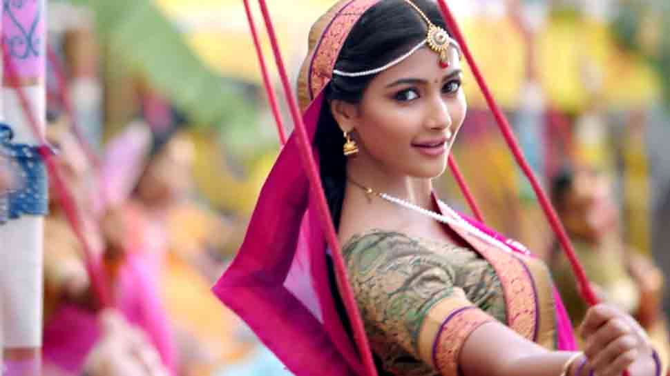 Pooja Hegde joins Akshay Kumar, Ritesh Deshmukh in Housefull 4
