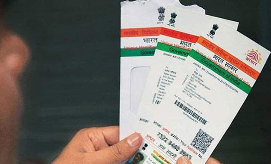 SC questions Centre on mandatory seeding of Aadhaar with mobile