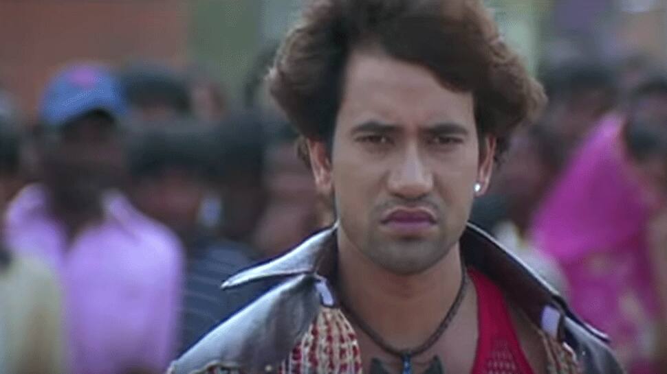 Khiladi No 1: Missed watching Nirahua&#039;s super-hit film? Check it out on YouTube