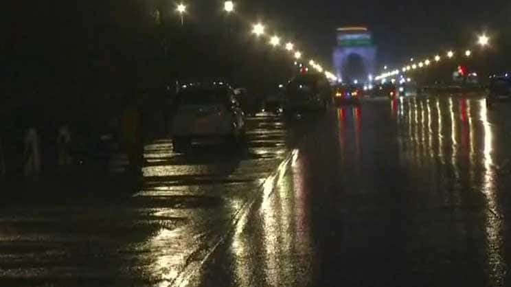 Light rain lashes national capital, brings respite to Delhiites from hot weather 