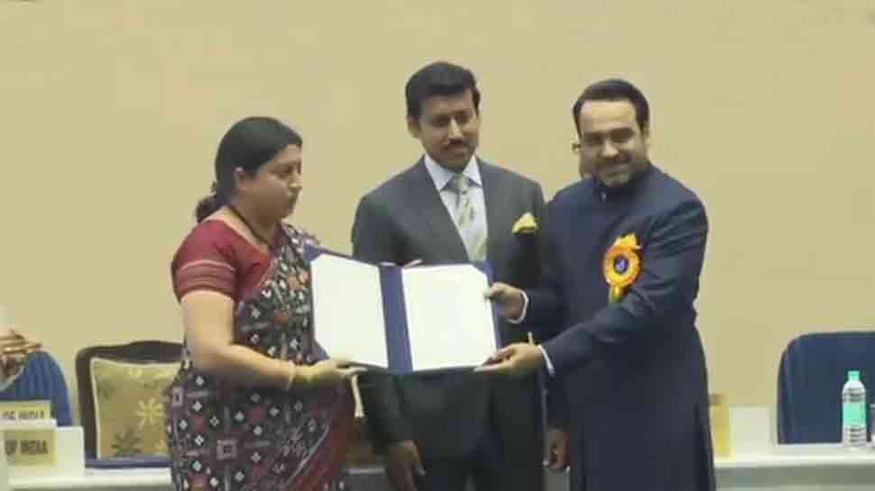 65th National Film Awards: Despite protests, I&amp;B Minister Smriti Irani felicitates winners