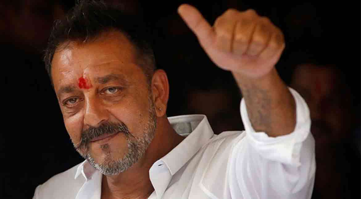 Sanjay Dutt gets nostalgic, shares rare throwback photo with mother Nargis