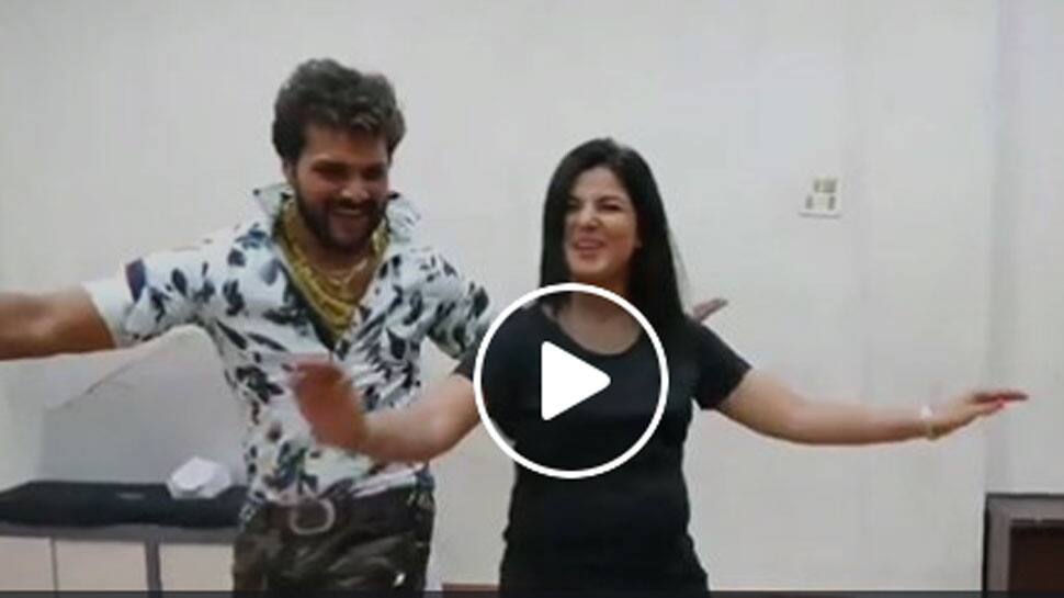 Watch Khesari Lal Yadav and Smriti Sinha&#039;s dance rehearsal video for Bhojpuri Awards