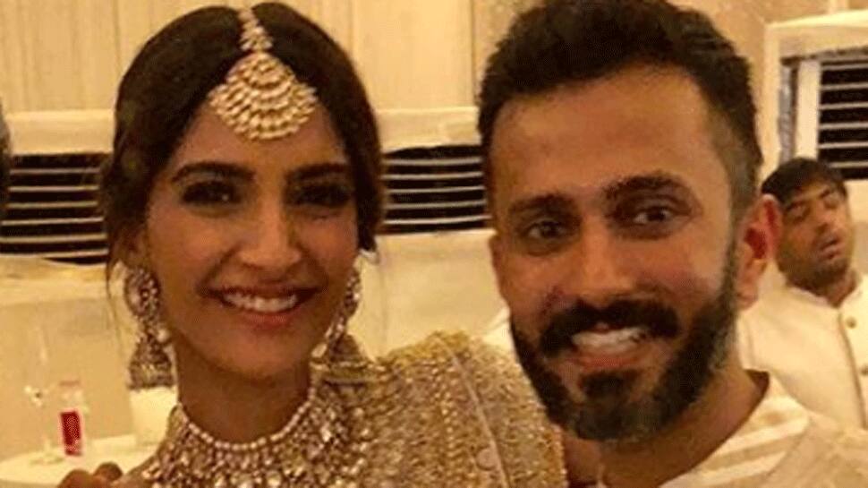 Sonam Kapoor and Anand Ahuja&#039;s wedding cake is cool and quirky - See pics