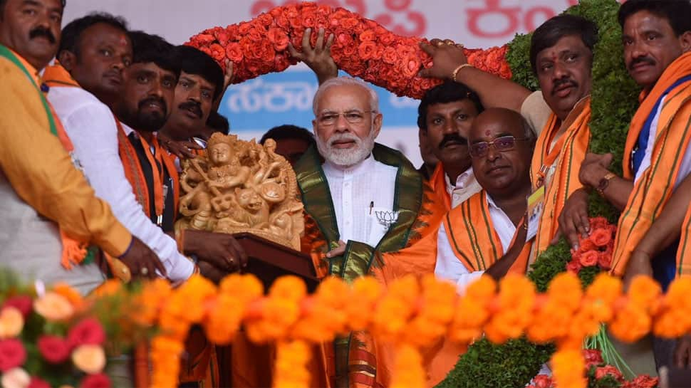 Karnataka polls: Narendra Modi attacks Rahul Gandhi over &#039;ready to be PM&#039; remark