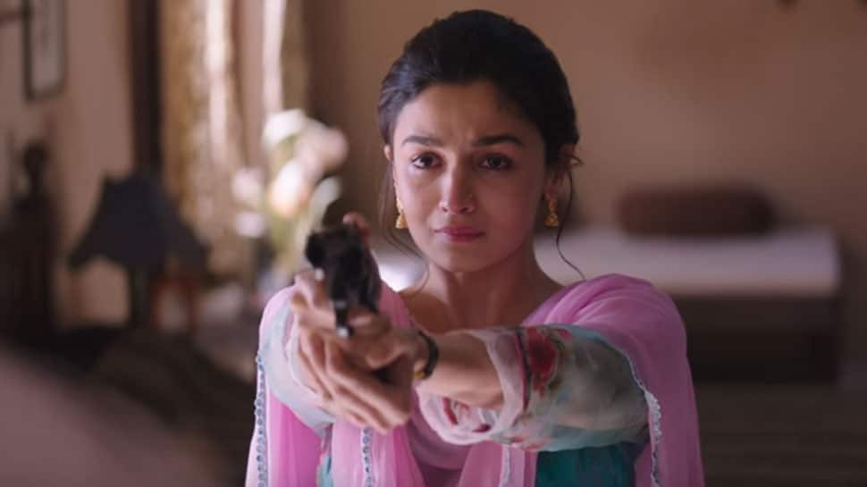 Raazi movie review: Alia Bhatt&#039;s spy act gets a thumbs up from B-Town