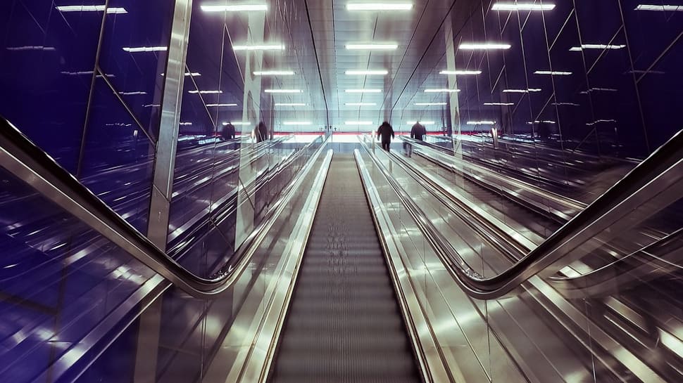 Escalator malfunctions, moves in &#039;reverse direction&#039;; 3 injured