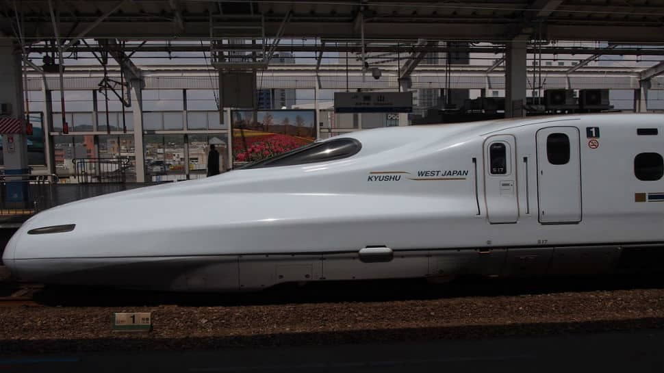 Japan&#039;s rail operator issues &#039;big apology&#039; for train departing 25 seconds early