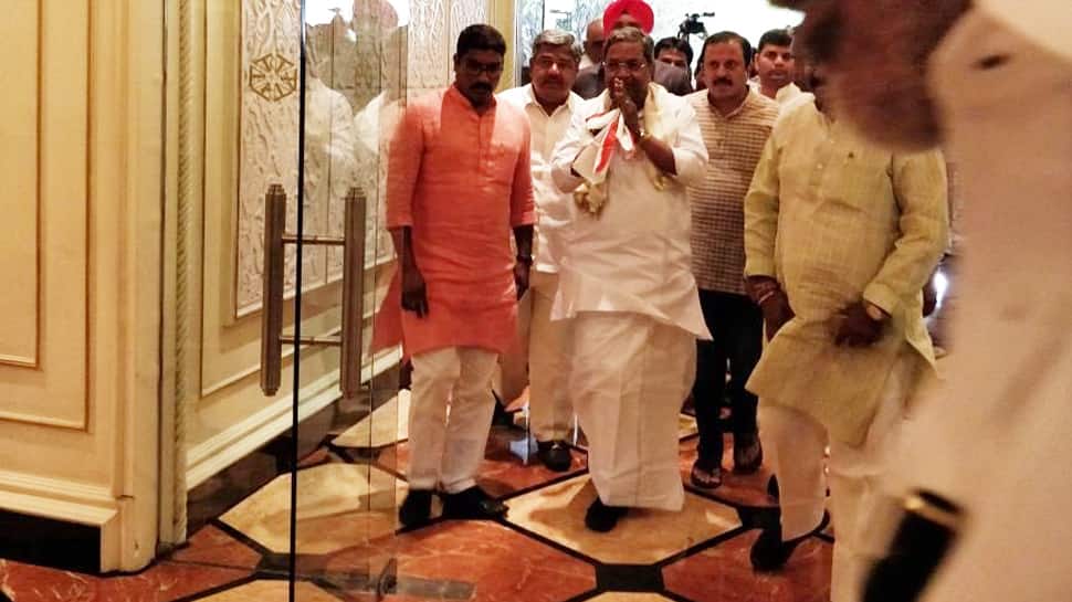 Siddaramaiah meets Congress MLAs in Hyderabad before crucial trust vote on Saturday