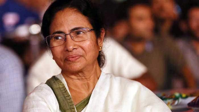 Mamata Banerjee calls Yeddyurappa&#039;s resignation &#039;victory of regional front&#039;