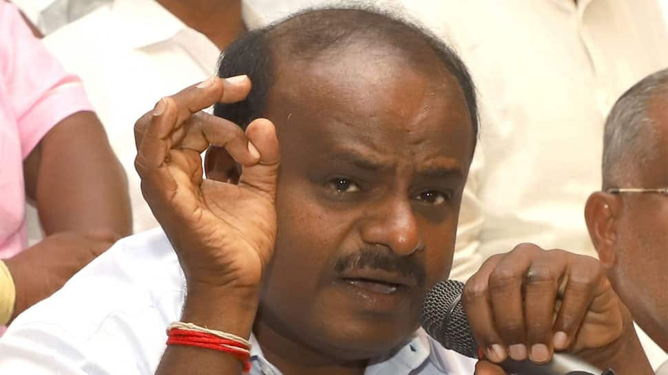 Karnataka government formation: Ahead of swearing-in, Kumaraswamy to meet Sonia Gandhi, Rahul on Monday