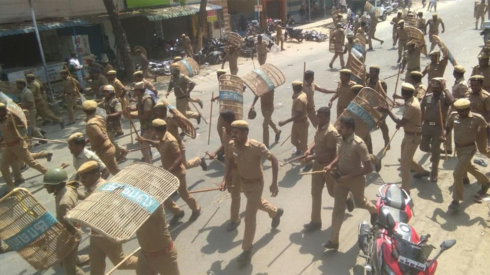 Tamil Nadu Police fired from assault rifles on anti-Sterlite protesters, heard saying at least one should die