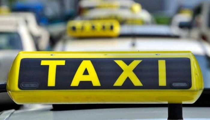 Woman jumps off cab as driver keeps asking for her mobile number