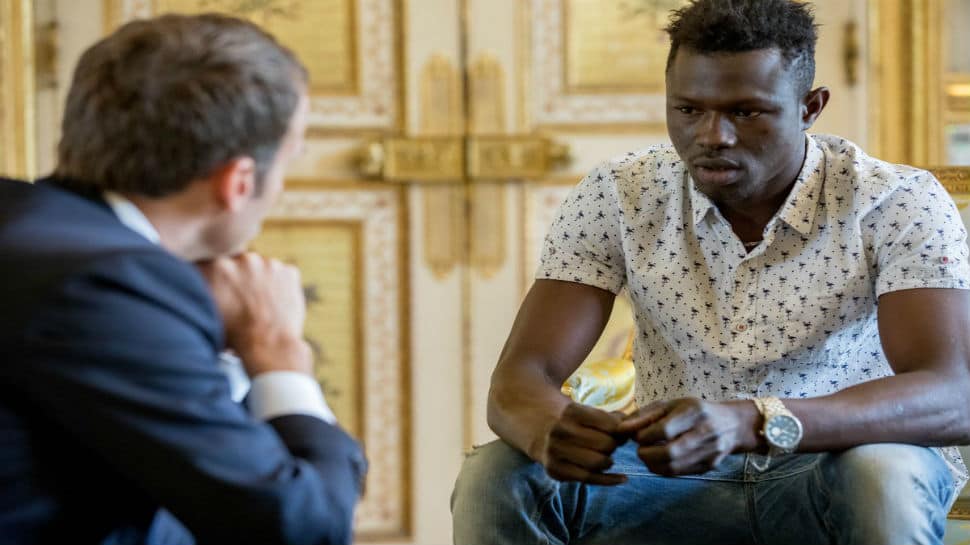 &#039;Spider-Man&#039; from Mali climbs 4-storey Paris building to save dangling kid