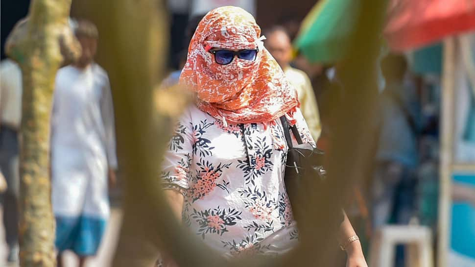 North India continues to reel under heat wave conditions, respite likely on Wednesday