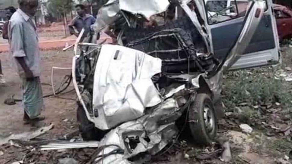 Woman two kids killed in Agra road accident