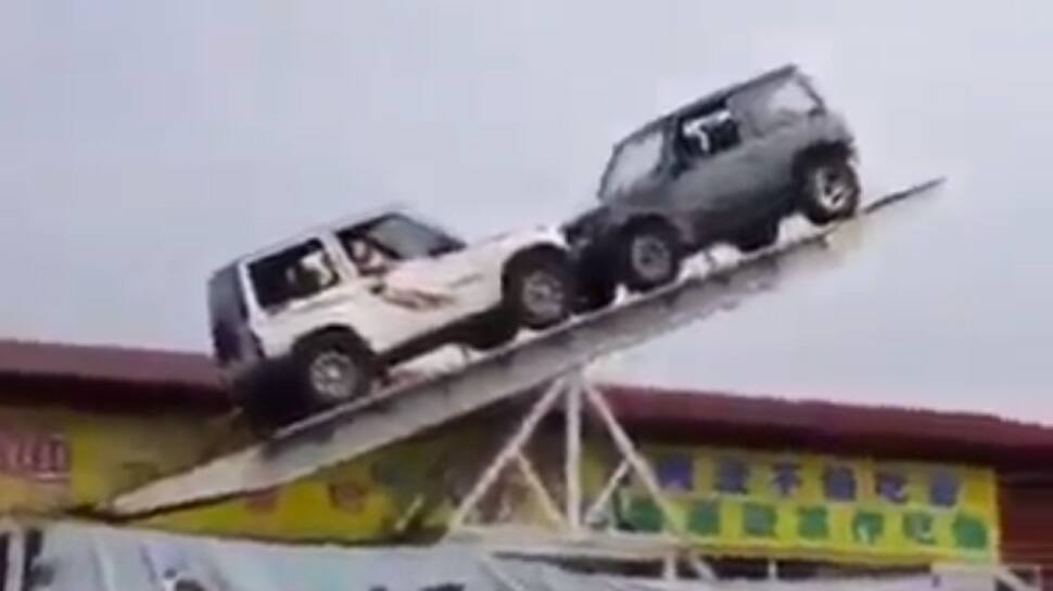 Video of these two cars see-sawing will blow your mind—Watch 