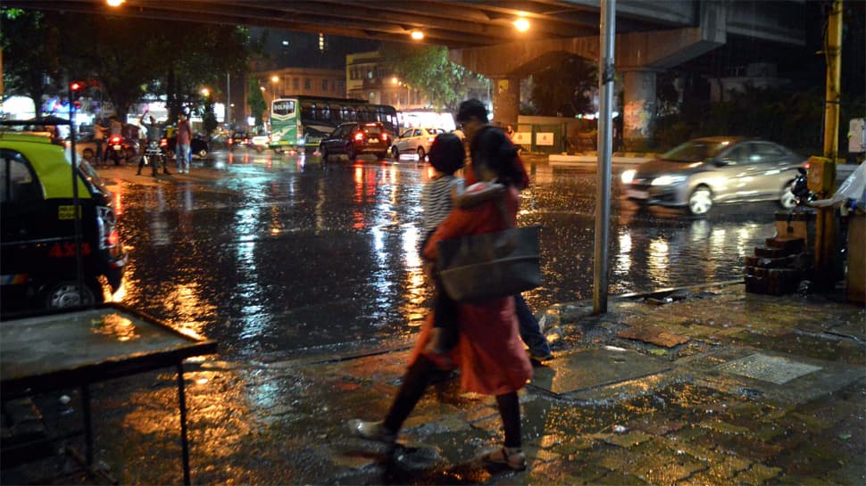 Mumbai comes to a halt due to heavy rains, BMC to work overtime in view of waterlogging